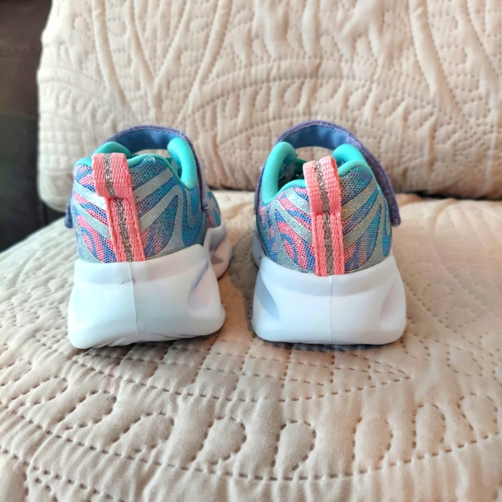 Sketchers girls sneakers pink blue light up & old navy pink sneakers Both Size 5